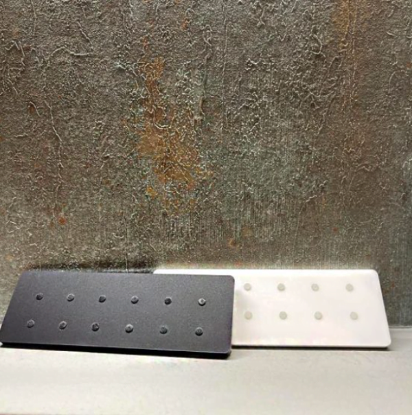 Clap! Customizable Display for Accessories - Top only