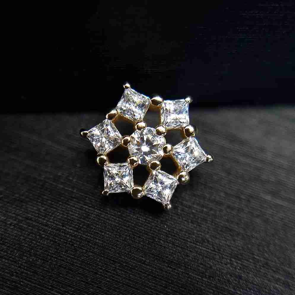 Vanessa threaded top